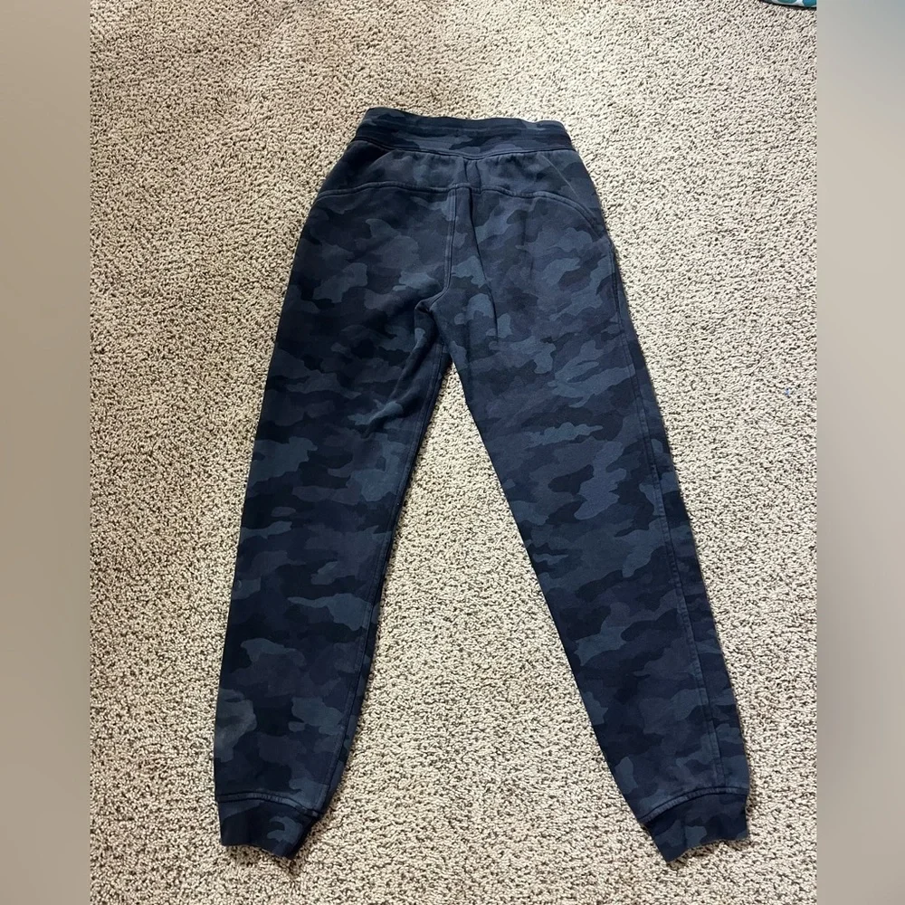 Lululemon Camouflage Jogger Pants
